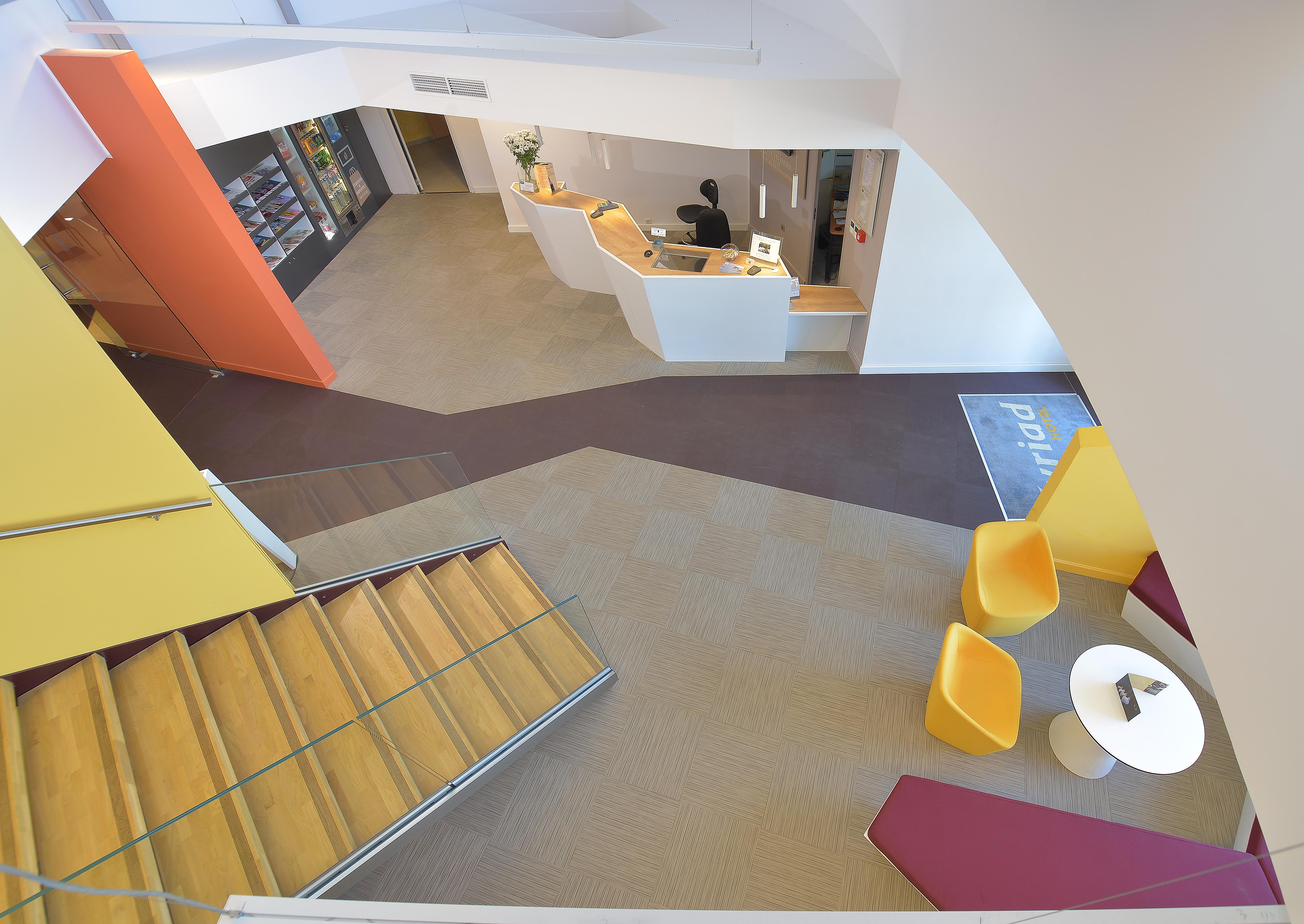Kyriad Montpellier Est - Lunel Люнель Экстерьер фото